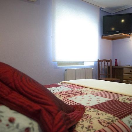 הוזנאיו Hostal Mizmaya מראה חיצוני תמונה