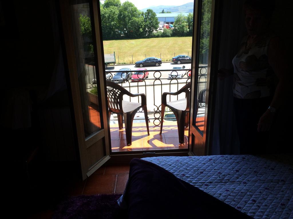 הוזנאיו Hostal Mizmaya מראה חיצוני תמונה